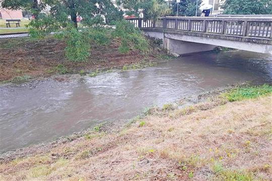 Vyškov se po varování meteorologů připravuje na extrémní srážky