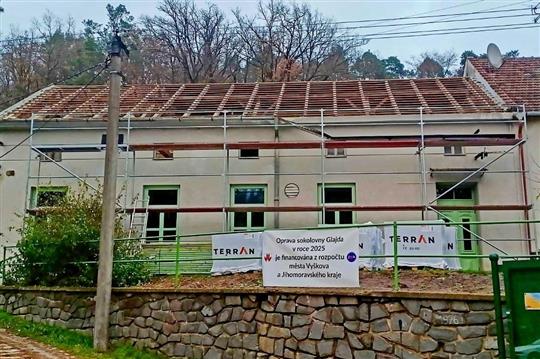 Opravy sokolovny v Hamiltonech skončily. Glajda dál spojuje lidi