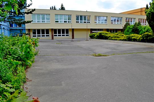 ZŠ Tyršova: vodohospodáři našli příčinu, školáci se po víkendu vrátí do lavic